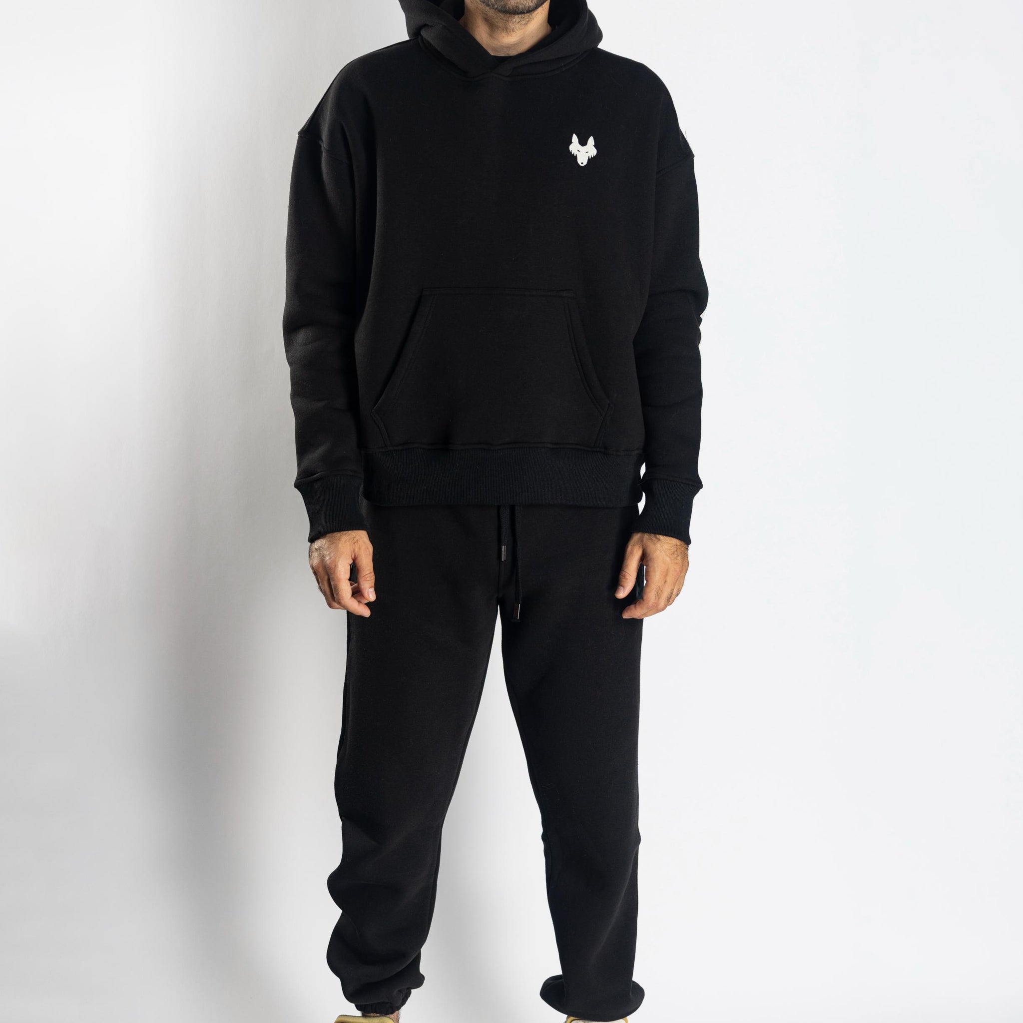 Oversized Jogging Set Hoodie For Men With Large White Wolves Print In Back - White Wolves