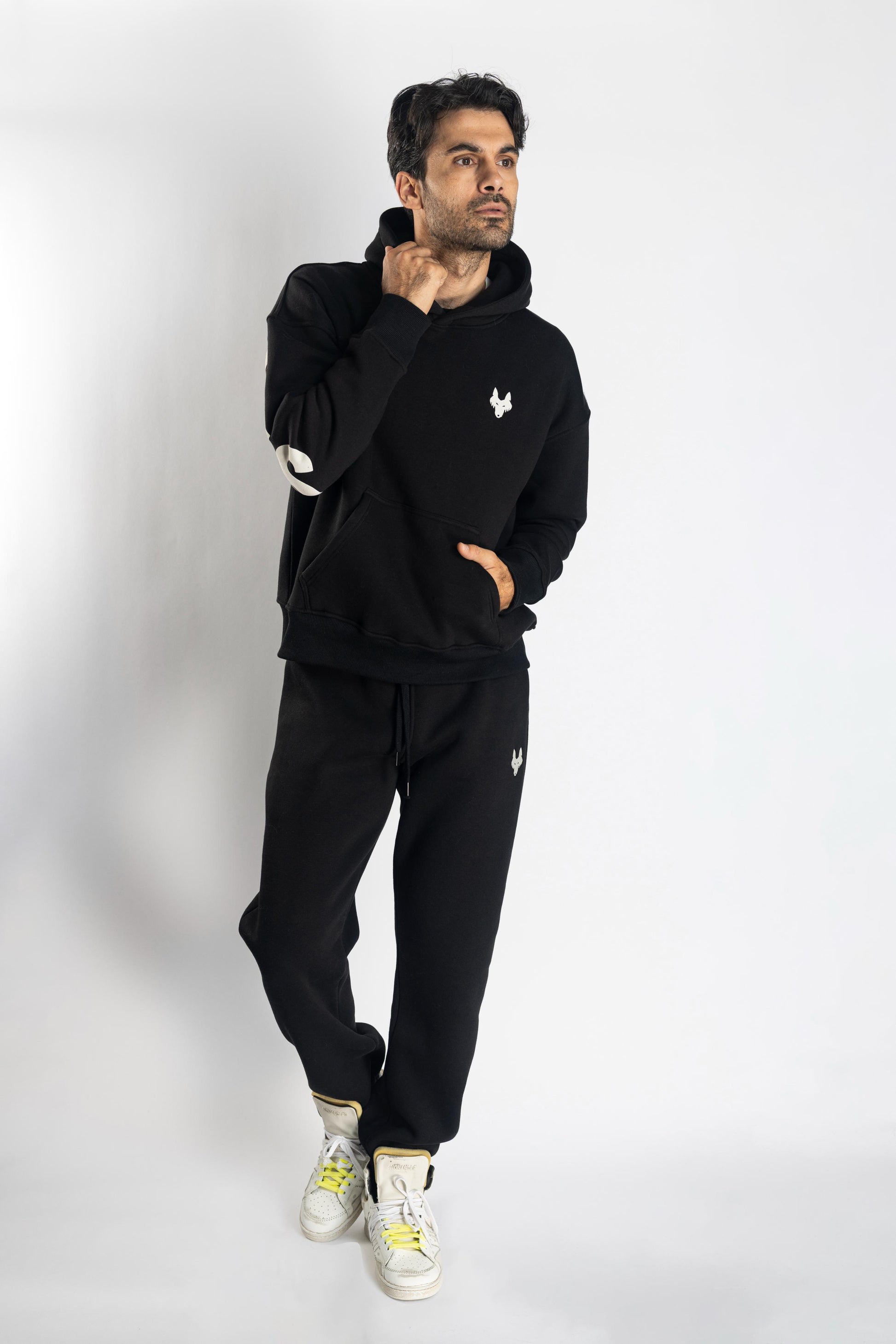 Oversized Jogging Set Hoodie For Men With Large White Wolves Print In Back - White Wolves